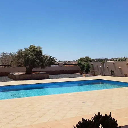 Villa El Lomo - Abseits Vom Massentourismus