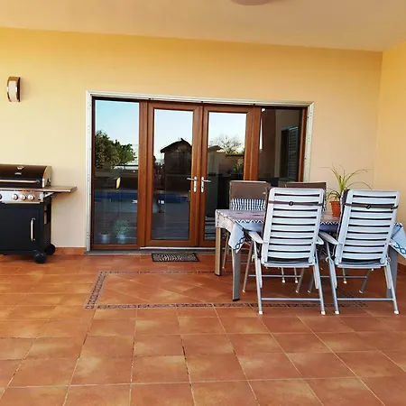 El Lomo - Abseits Vom Massentourismus Triquivijate