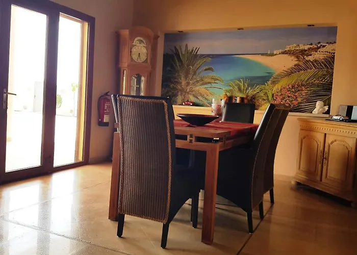 El Lomo - Abseits Vom Massentourismus *