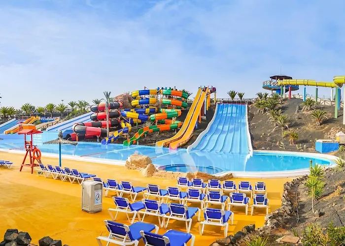 El Lomo - Abseits Vom Massentourismus * Triquivijate