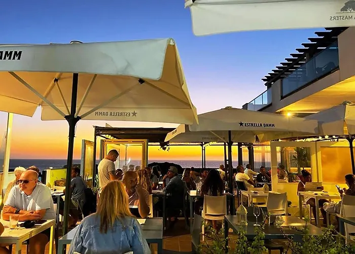 El Lomo - Abseits Vom Massentourismus * Triquivijate