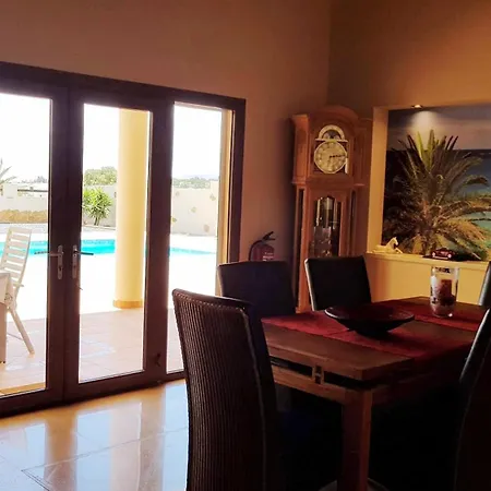 Villa El Lomo - Abseits Vom Massentourismus