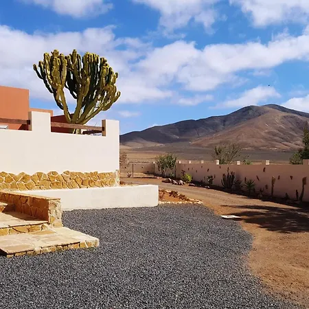 Villa El Lomo - Abseits Vom Massentourismus *